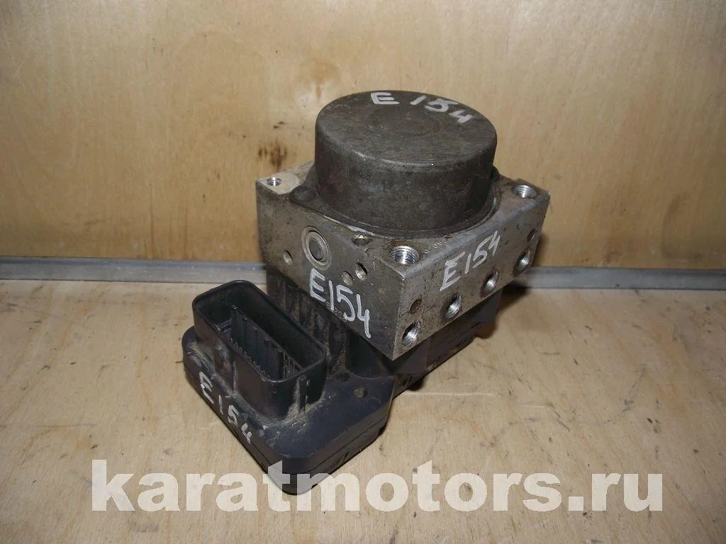 Б.у. блок abs TOYOTA COROLLA ZRE151