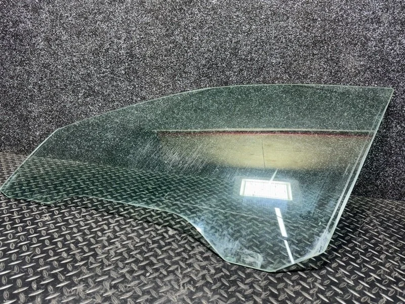 Стекло двери Bmw 5 1999 51328159169 E39 M62B35, переднее левое