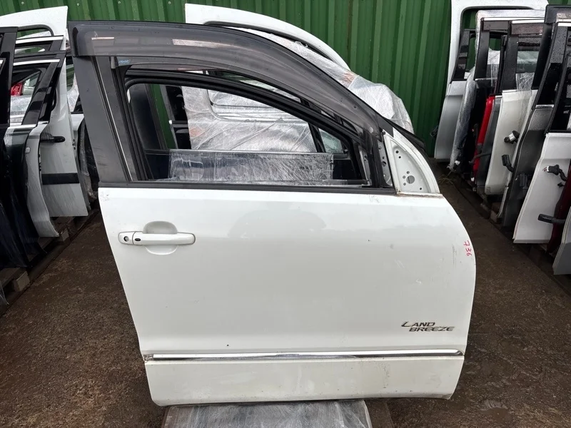 Дверь Suzuki Grand Vitara 2014 6800165860, передняя правая