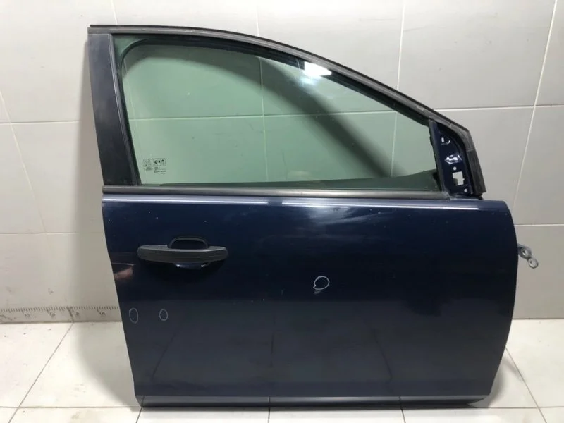 Дверь передняя правая Ford Focus 2 СЕДАН ASDA 1.4