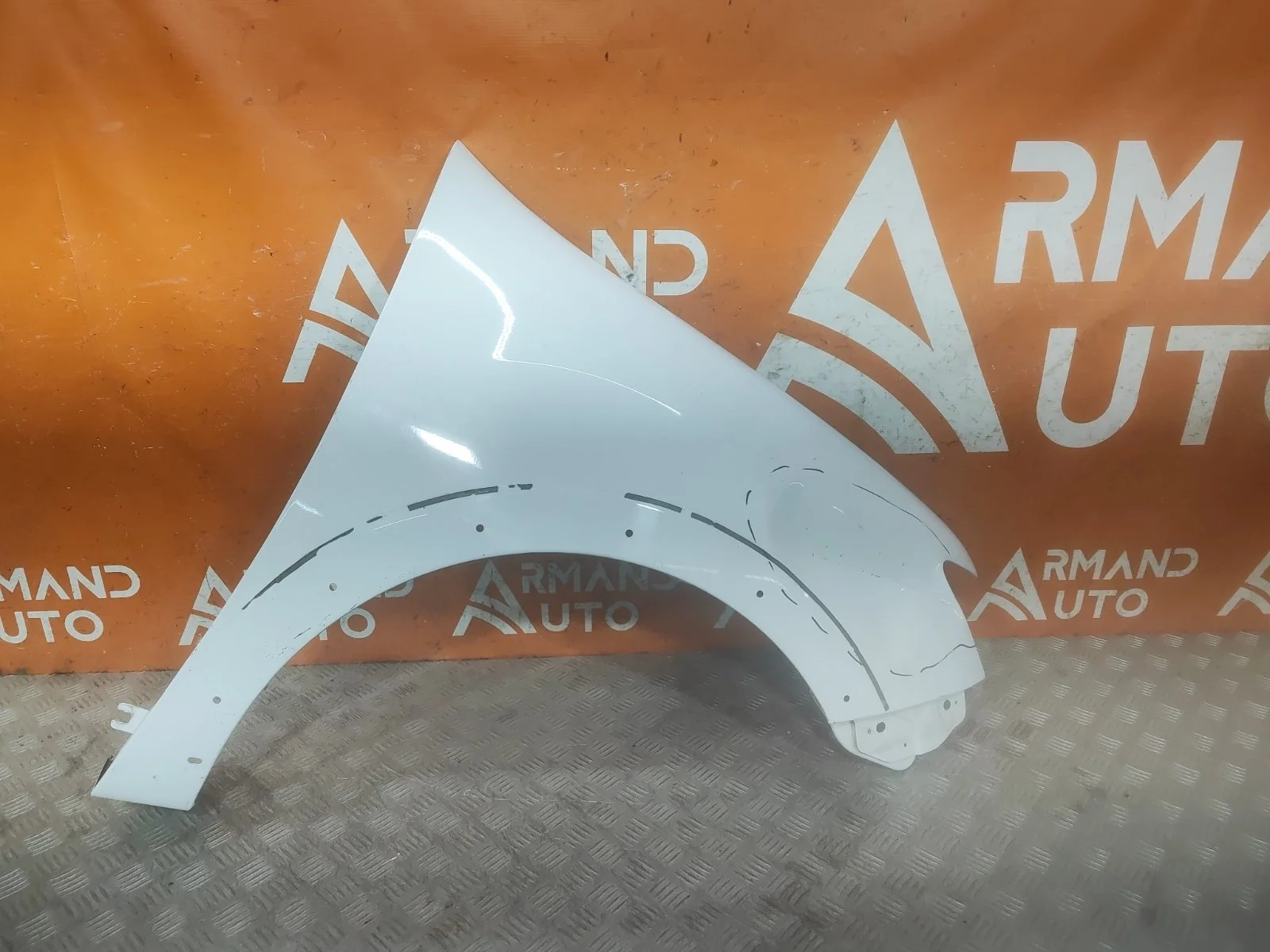 Крыло Renault Sandero 2013-2022