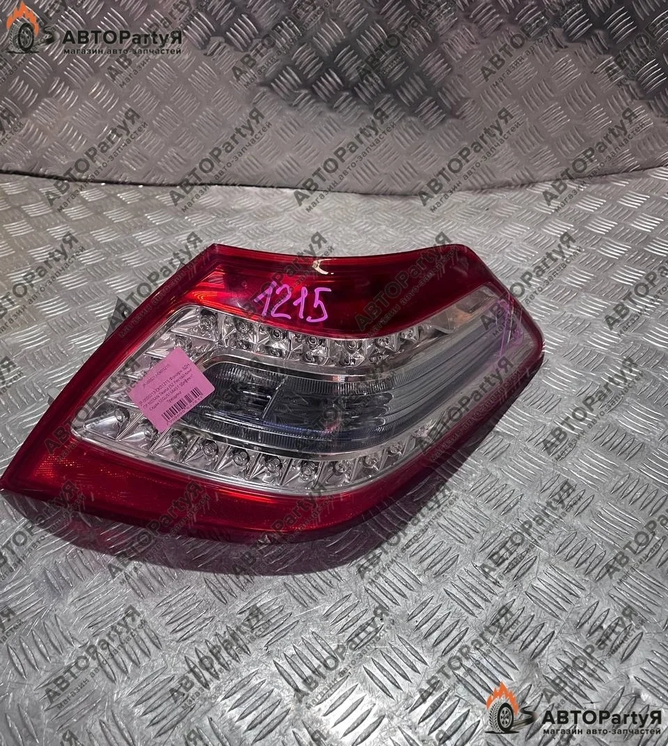 Фонарь задний правый NISSAN Teana J32