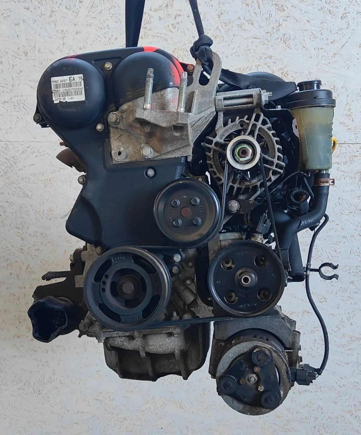 Двигатель HWDA Ford Focus 2 1.6 Бензин