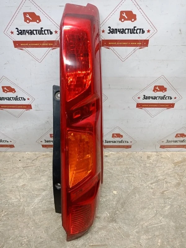 Фонарь задний правый Nissan X-Trail 2007-2011 26550JG00A T31