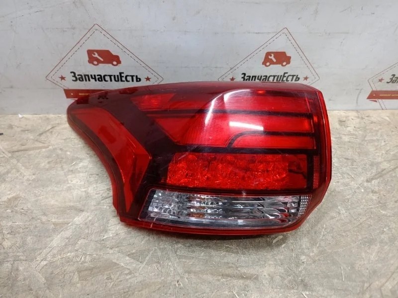 Фонарь задний левый Mitsubishi Outlander 3 2015-2023 8330B173 GF