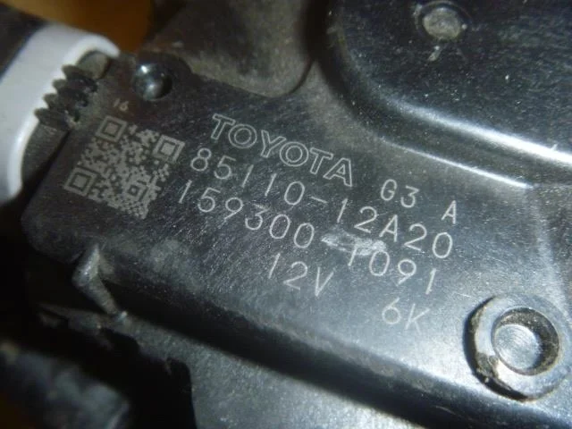 Б.у. трапеция дворников TOYOTA COROLLA ZRE151 TOYOTA COROLLA ZRE151