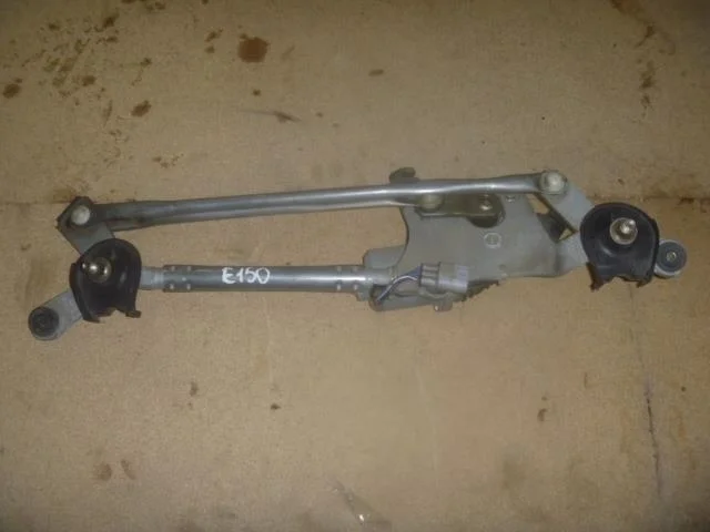 Б.у. трапеция дворников TOYOTA COROLLA ZRE151 TOYOTA COROLLA ZRE151