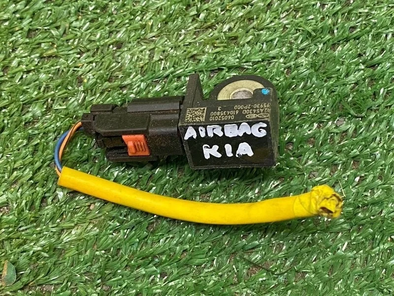 Датчик AirBag Kia Sorento XM G4KE 2012