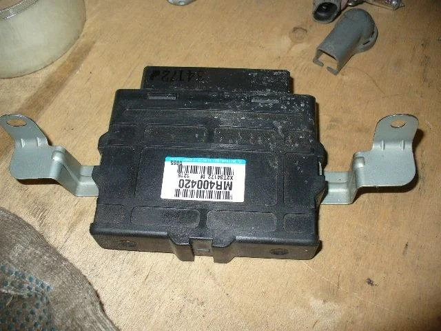 Б.у. блок управления abs MITSUBISHI PAJERO V75W MITSUBISHI PAJERO V75W