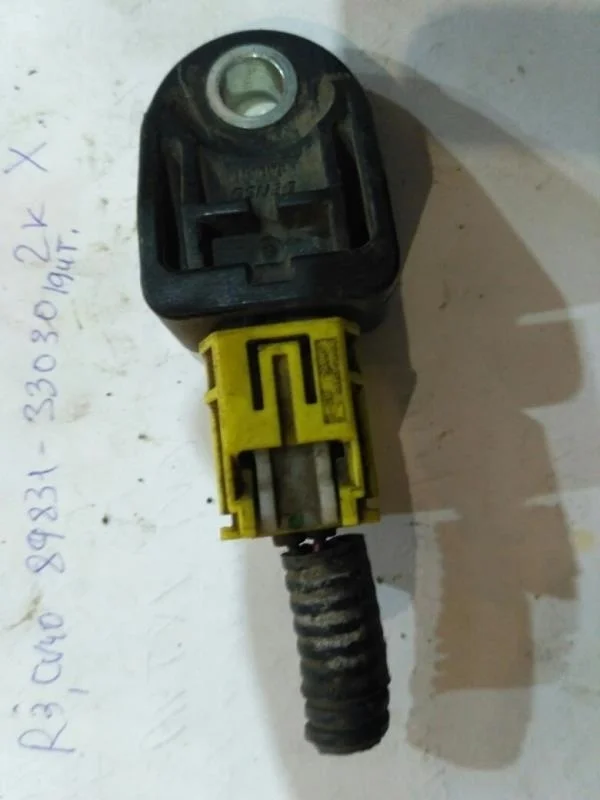 Б.у. датчик удара TOYOTA CAMRY V40 ACV40 TOYOTA CAMRY V40 ACV40