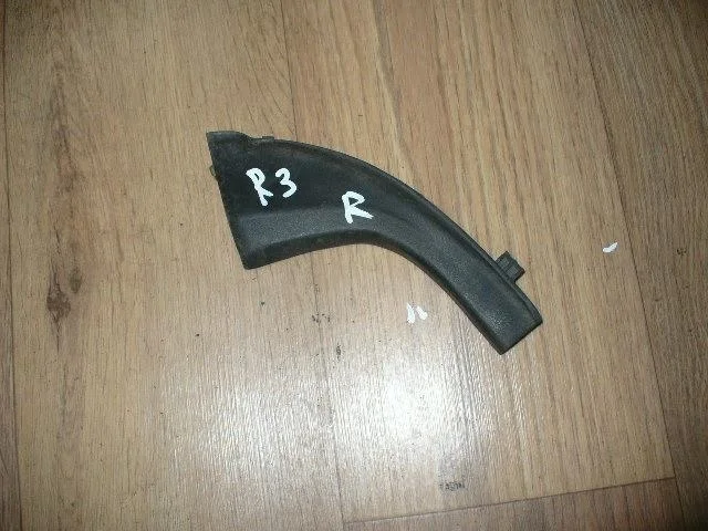 Б.у. уголок жабо TOYOTA RAV4 ACA30 TOYOTA RAV4 ACA30