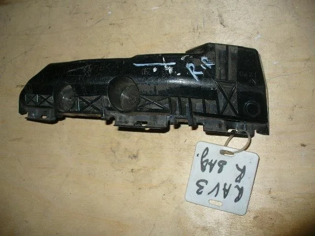 Б.у. крепление бампера зад TOYOTA RAV4 ACA30 TOYOTA RAV4 ACA30