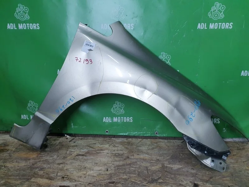 Крыло Honda Civic 8 2006-2011 4D