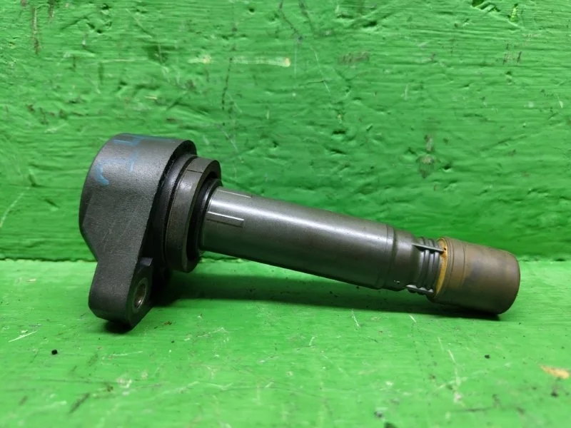 Катушка зажигания Honda Civic 8 2006-2012 30520RNAA01 R18A1