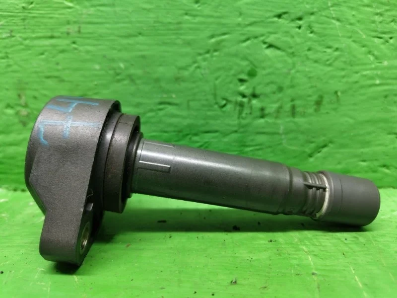 Катушка зажигания Honda Civic 8 2006-2012 30520RNAA01 R18A1
