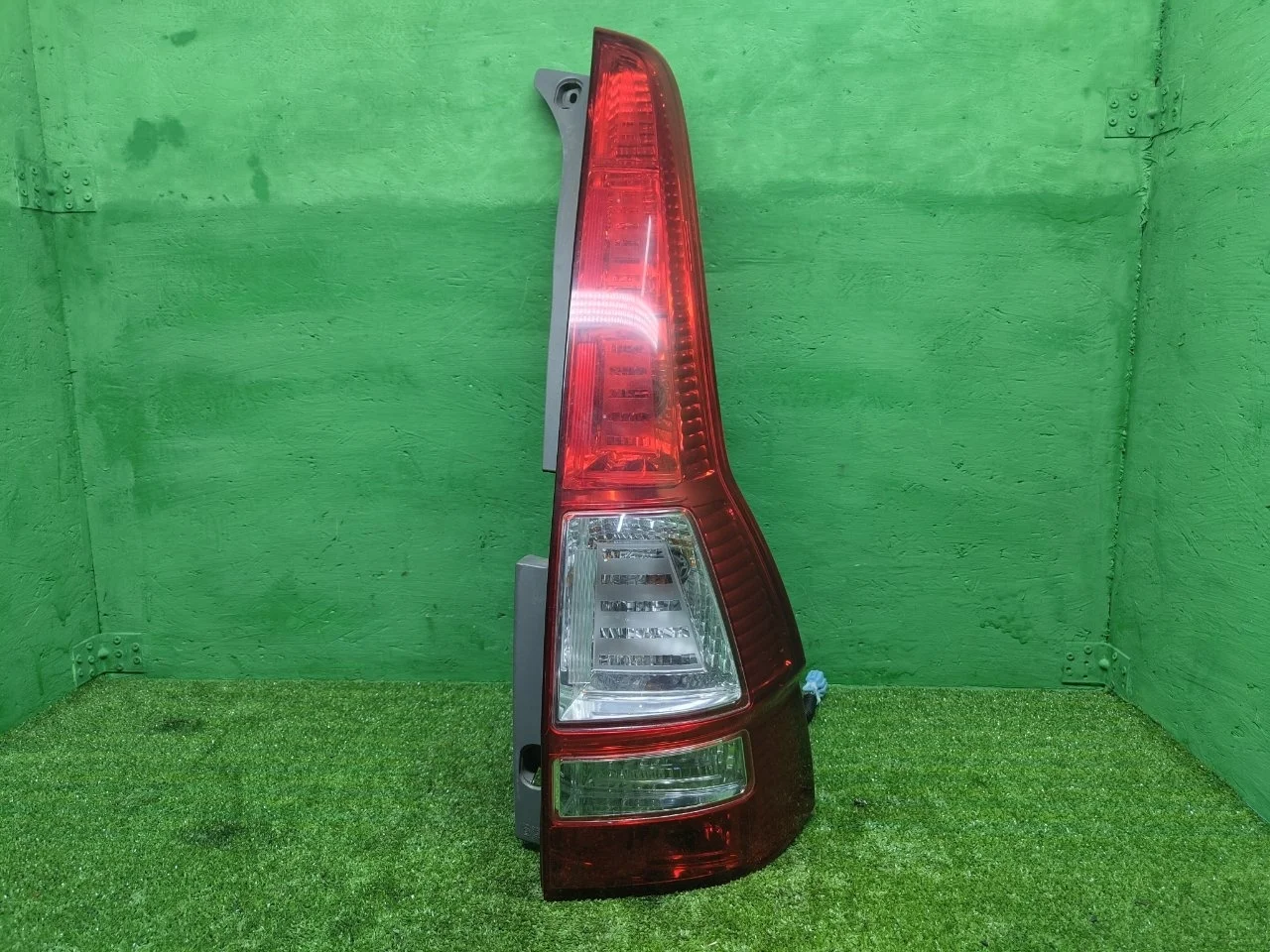 Фонарь Honda CR-V 3 2007-2012