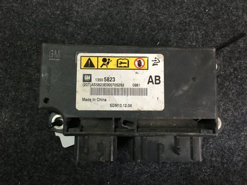 Блок управления аирбаг AIRBAG Chevrolet Cruze 2008 - 2015 13505823