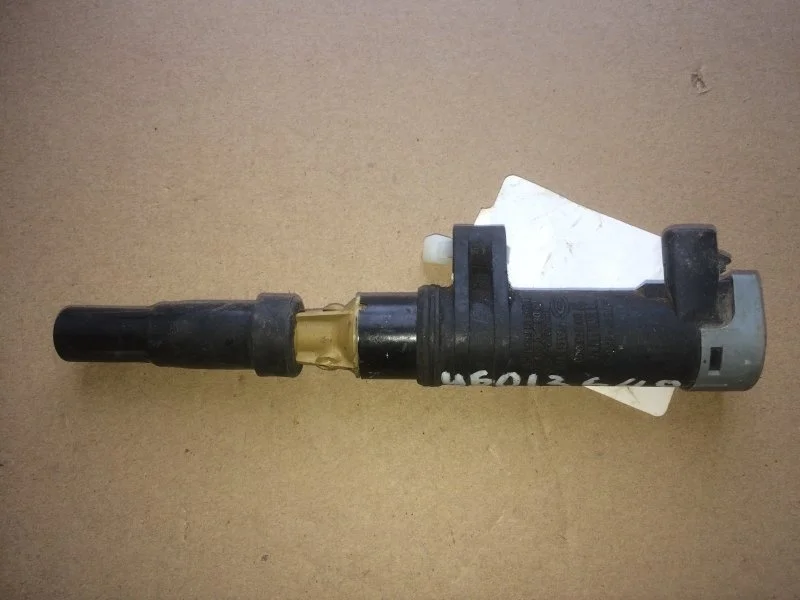 Катушка зажигания Renault Logan 2004 - 2014 7700875000