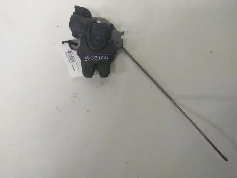 Замок багажника Mitsubishi Lancer 2006 - 2010 5927A012 CX/CY