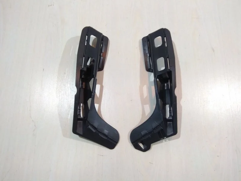 Кронштейн бампера Peugeot 308 2007 7416G2, передний