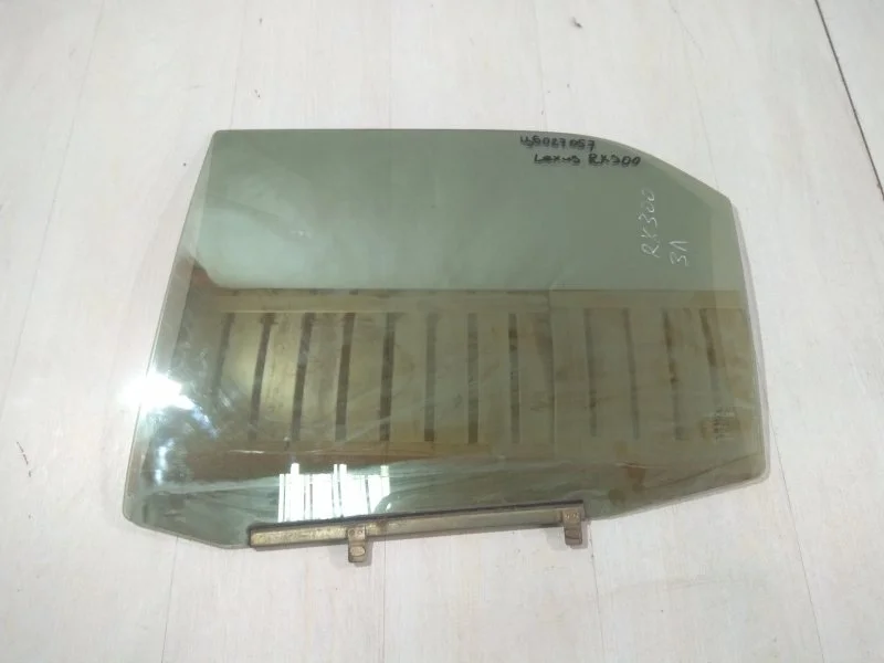 Стекло двери Lexus Rx 300 1998 - 2003 6811448020, заднее левое