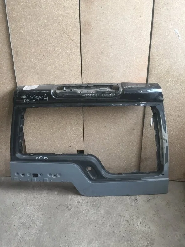 Крышка багажника (Дверь багажника) Land Rover Discovery 2006-2009 BHA780070 III