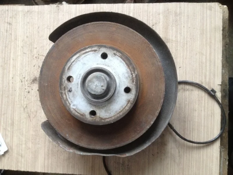 Цапфа Peugeot 308 2007 - 2015 517641, задняя