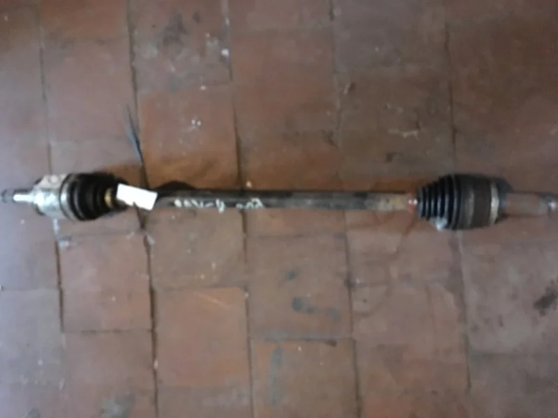 Вал приводной (Полуось) Toyota Rav 4 2006 - 2013 4233042050 XA30, задний