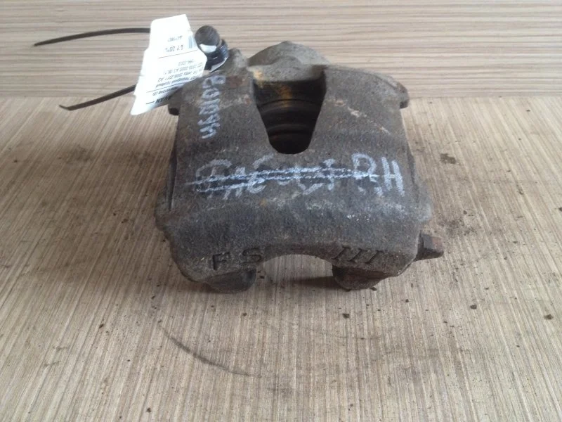 Суппорт тормозной Volkswagen Jetta 2006 - 2011 1K0615124D, передний правый