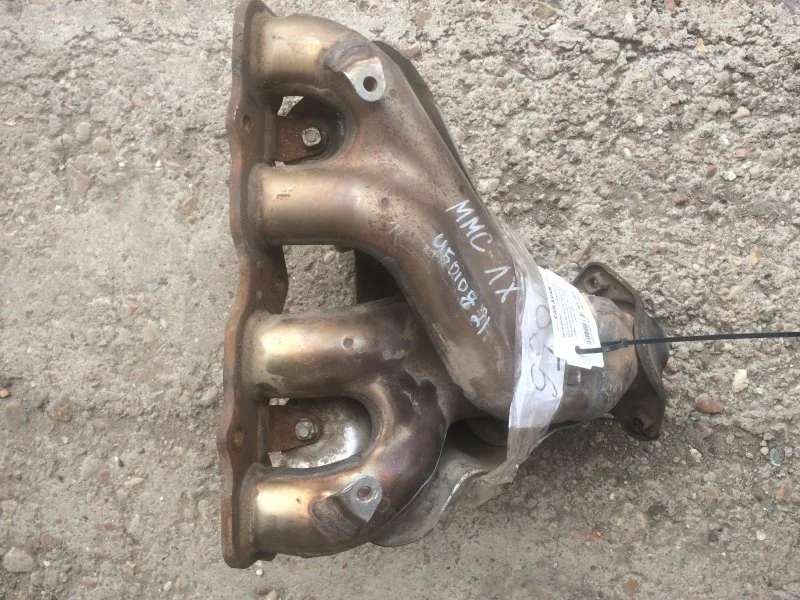 Коллектор выпускной Mitsubishi Lancer 2006 - 2016 1555A412 CX/CY