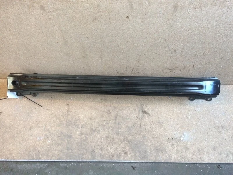 Усилитель бампера Skoda Yeti 2009 5L6807305B 5L, задний