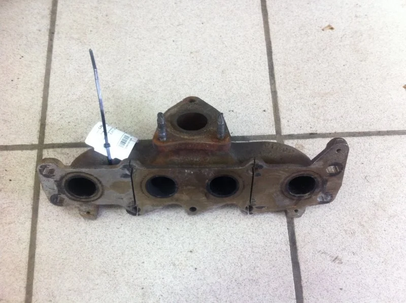 Коллектор выпускной Ford Kuga 2012 - 2016 1743530 II