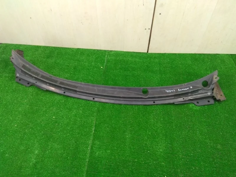 Решетка под лобовое стекло ( жабо ) Mitsubishi Lancer 2007 7405A058 CX/CY, передняя