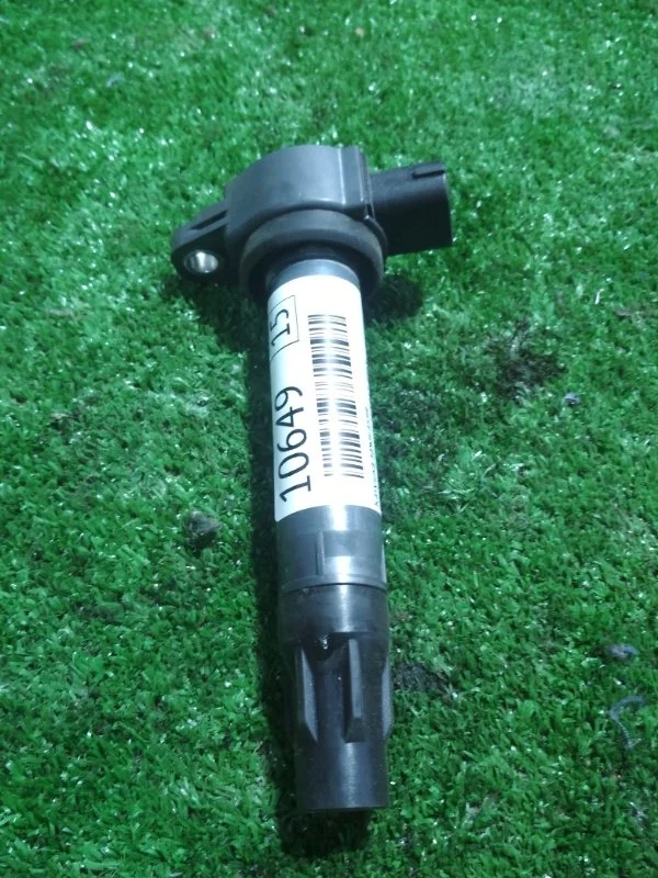 Катушка зажигания Citroen C-Crosser 2011 1832A016 2.4 HJ3967