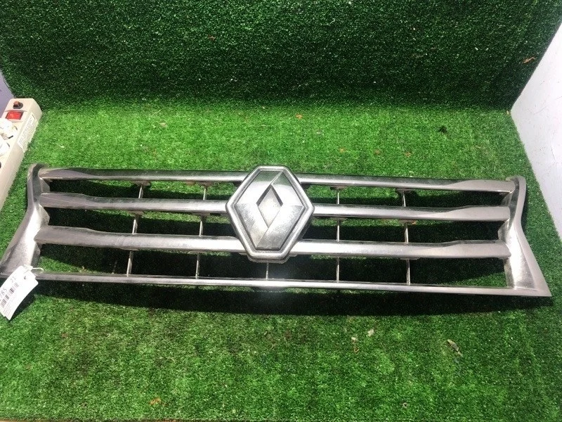 Решетка радиатора Renault Duster 2014 623825665R HSM K4M A606 D090890