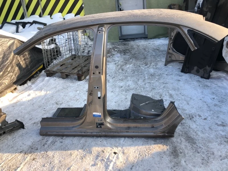 Боковина Volkswagen Polo 2019 6RU809219 6C1 CWVA
