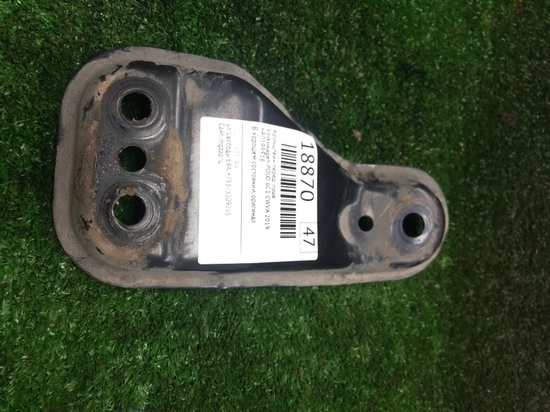 Кронштейн Volkswagen Polo 2019 6R0199518 6C1 CWVA, передний правый