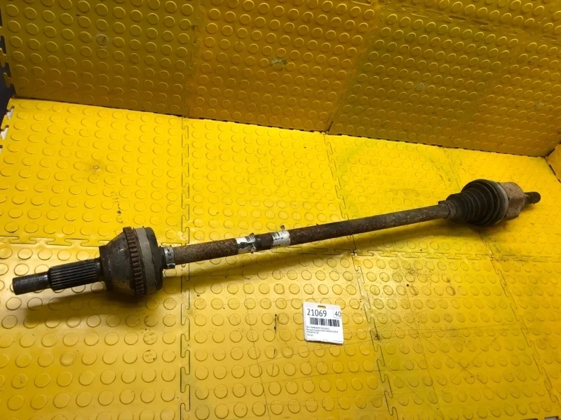 Вал приводной (Полуось) Renault Duster 2019 396005911R HSM H4M430