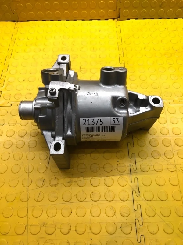 Компрессор кондиционера Renault Kaptur 2021 926006053R H5HT
