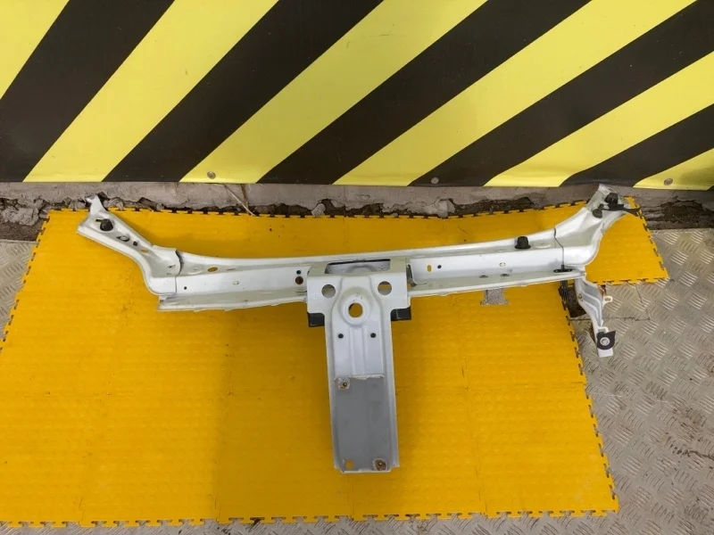 Панель кузова Renault Logan Stepway 2019 625048118R K7MA812 UF98644, передний