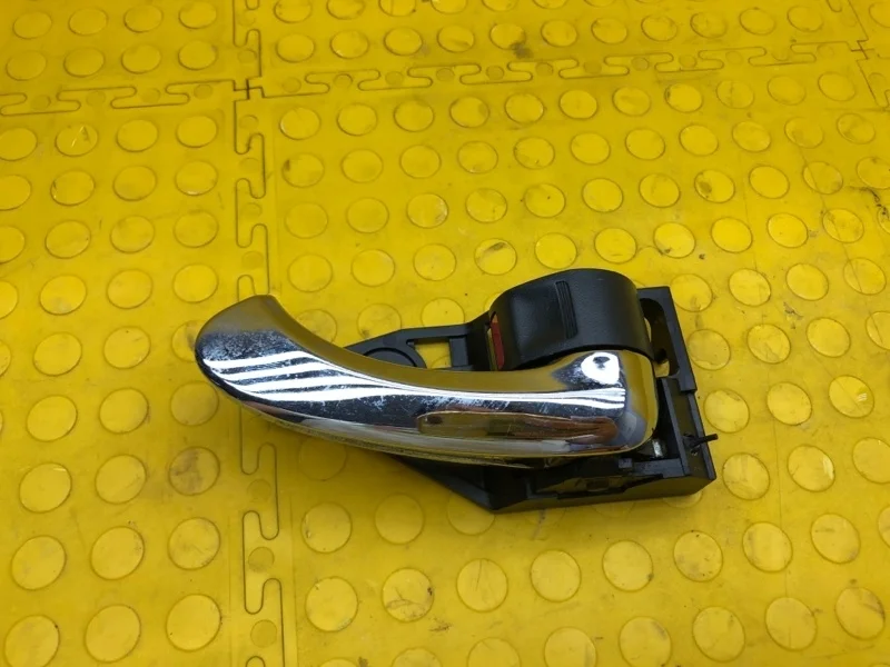 Ручка двери внутренняя Toyota Rav4 6920533090B0 ACA3, правая