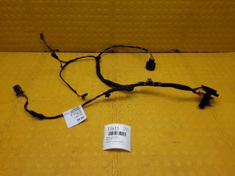 Проводка двери Skoda Octavia 2017 5E5971147E CWV-415077, задняя
