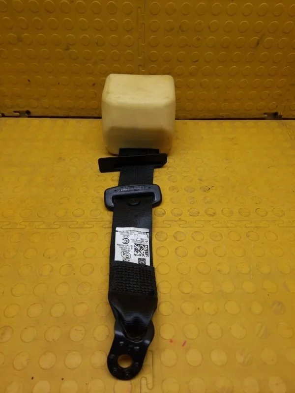 Ремень безопасности Volkswagen Polo 2020 6RU857806B CWV790487, задний правый