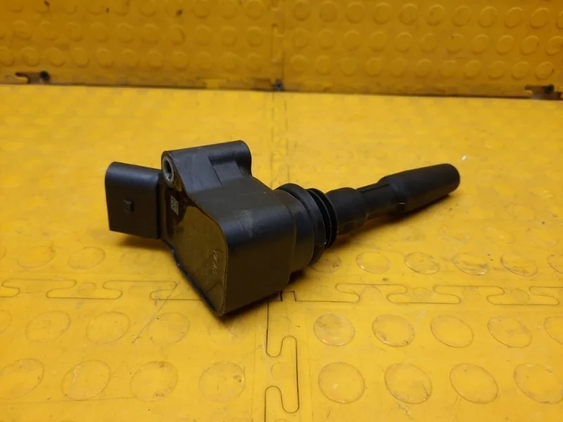 Катушка зажигания Volkswagen Polo 2021 04E905110P CK CWV947611