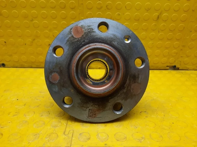 Ступица Skoda Karoq 2021 8V0498625A DJKA, передняя