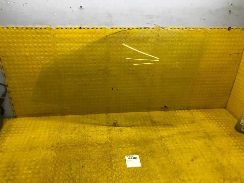 Стекло двери Chevrolet Lanos 96304052, переднее левое