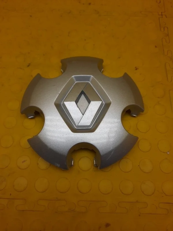 Колпачок колеса Renault Duster 2014 403155090R F4R