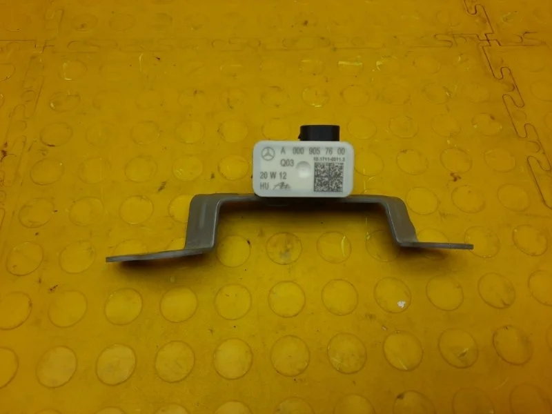 Датчик ускорения Mercedes-Benz Gle-Class 2020 A0009057600 AMG GLE 53 4MATIC+, передний правый