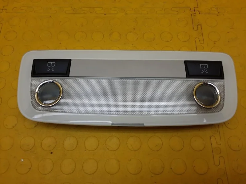 Подсветка салона, плафон Mercedes-Benz Gla-Class 2016 A20482049017H52 X156 2709 2031012917