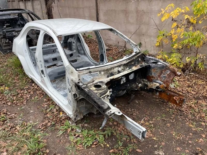 Лонжерон Mercedes-Benz Gla-Class 2016 A2466200861 X156 2709 2031012917, передний правый